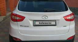 Hyundai Tucson 2014 года за 7 000 000 тг. в Актобе – фото 2