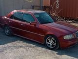 Mercedes-Benz C 180 1994 года за 1 300 000 тг. в Астана