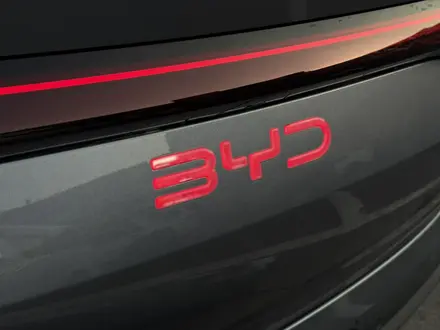 BYD Qin L DM-i 2025 года за 9 999 000 тг. в Алматы – фото 3