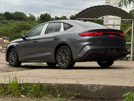 BYD Qin L DM-i 2025 года за 9 999 000 тг. в Алматы – фото 24