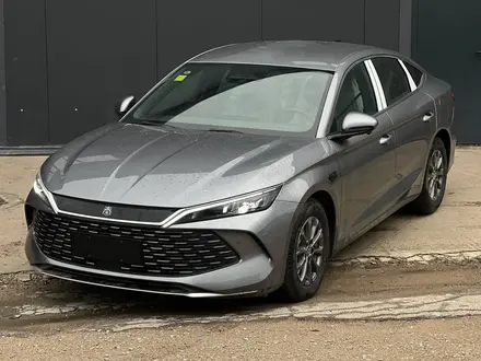 BYD Qin L DM-i 2025 года за 9 999 000 тг. в Алматы – фото 25