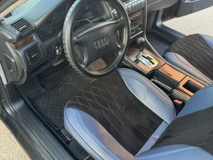 Audi A8 1996 года за 2 200 000 тг. в Астана – фото 6