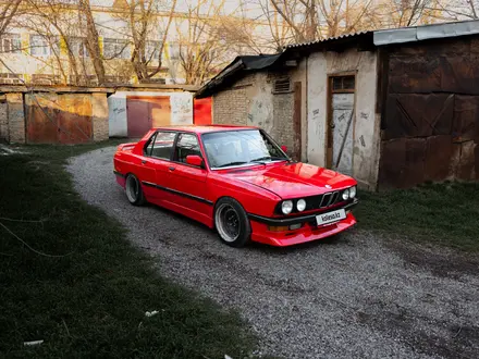 BMW 528 1982 года за 3 600 000 тг. в Шымкент – фото 2