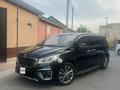 Kia Carnival 2018 года за 11 800 000 тг. в Шымкент – фото 2