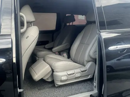 Kia Carnival 2018 года за 11 800 000 тг. в Шымкент – фото 10
