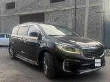 Kia Carnival 2018 года за 11 800 000 тг. в Шымкент – фото 4