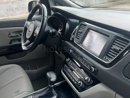 Kia Carnival 2018 года за 11 800 000 тг. в Шымкент – фото 26