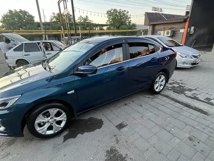 Chevrolet Onix 2023 года за 8 200 000 тг. в Алматы – фото 12