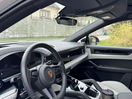 Porsche Cayenne Coupe 2023 года за 62 000 000 тг. в Алматы – фото 23