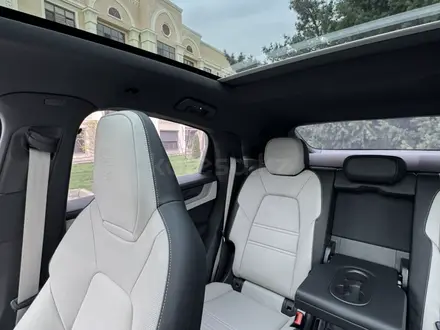 Porsche Cayenne Coupe 2023 года за 62 000 000 тг. в Алматы – фото 26