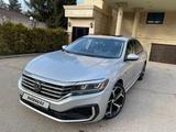 Volkswagen Passat 2020 года за 9 600 000 тг. в Алматы – фото 2