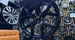 Диски R-22*5*120 Range Rover в наличии Astana за 647 000 тг. в Астана – фото 2