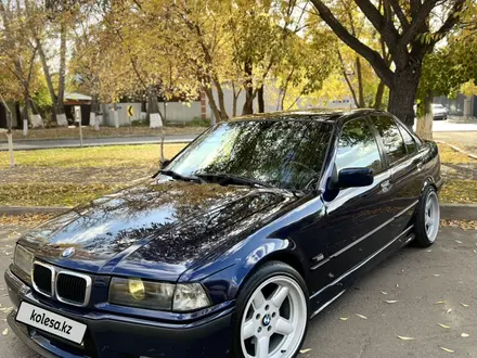 BMW 325 1995 года за 2 900 000 тг. в Астана