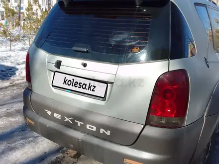 SsangYong Rexton 2003 годаүшін3 300 000 тг. в Астана