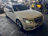 Запчасти на Mercedes Benz E212 2013 года в Шымкент