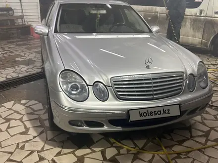 Mercedes-Benz E 240 2004 года за 3 500 000 тг. в Астана – фото 7