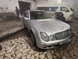 Mercedes-Benz E 240 2004 года за 4 000 000 тг. в Астана – фото 4