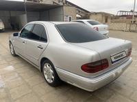 Mercedes-Benz E 280 1997 года за 1 900 000 тг. в Жанаозен