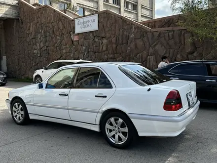 Mercedes-Benz C 240 1999 года за 3 000 000 тг. в Алматы – фото 5