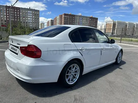 BMW 318 2010 года за 2 900 000 тг. в Астана – фото 3