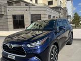 Toyota Highlander 2020 года за 18 000 000 тг. в Астана