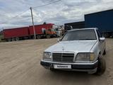 Mercedes-Benz E 220 1991 годаүшін900 000 тг. в Алматы – фото 2
