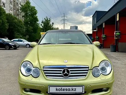 Mercedes-Benz C 230 2002 года за 3 800 000 тг. в Алматы