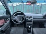 ВАЗ (Lada) Priora 2171 2013 годаүшін1 200 000 тг. в Актобе – фото 2