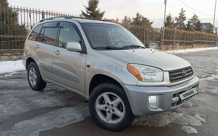 Toyota RAV4 2001 годаfor5 100 000 тг. в Алматы