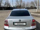 Volkswagen Passat 2002 года за 2 600 000 тг. в Караганда – фото 5