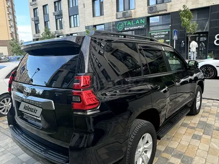Toyota Land Cruiser Prado 2023 года за 26 500 000 тг. в Атырау – фото 2