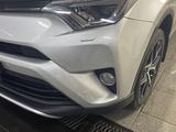 Toyota RAV4 2017 годаүшін11 470 000 тг. в Астана – фото 4