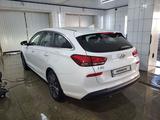 Hyundai i30 2022 годаүшін10 100 000 тг. в Актобе – фото 5