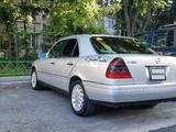 Mercedes-Benz C 280 1995 года за 1 600 000 тг. в Алматы