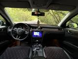 Skoda Superb 2015 года за 6 200 000 тг. в Семей – фото 5