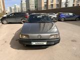 Volkswagen Passat 1991 года за 1 250 000 тг. в Астана – фото 2