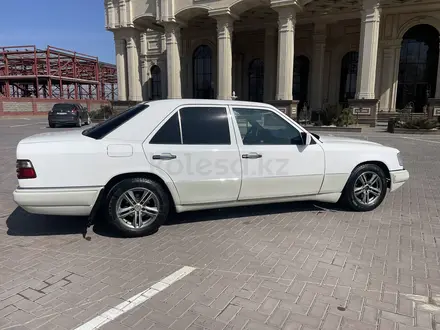Mercedes-Benz E 200 1995 годаүшін2 500 000 тг. в Алматы – фото 4