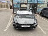 Hyundai Elantra 2024 года за 8 700 000 тг. в Алматы – фото 2