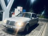 Mercedes-Benz E 220 1994 года за 3 500 000 тг. в Алматы – фото 4