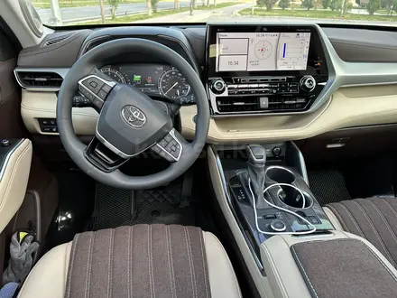 Toyota Highlander 2022 года за 33 000 000 тг. в Шымкент – фото 16