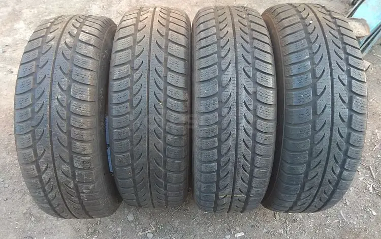 Шины 195/65 R15: 2 шт. — "Rotex W4000" (Китай) и 2 шт. — "Hafor85 000 тг. в Астана