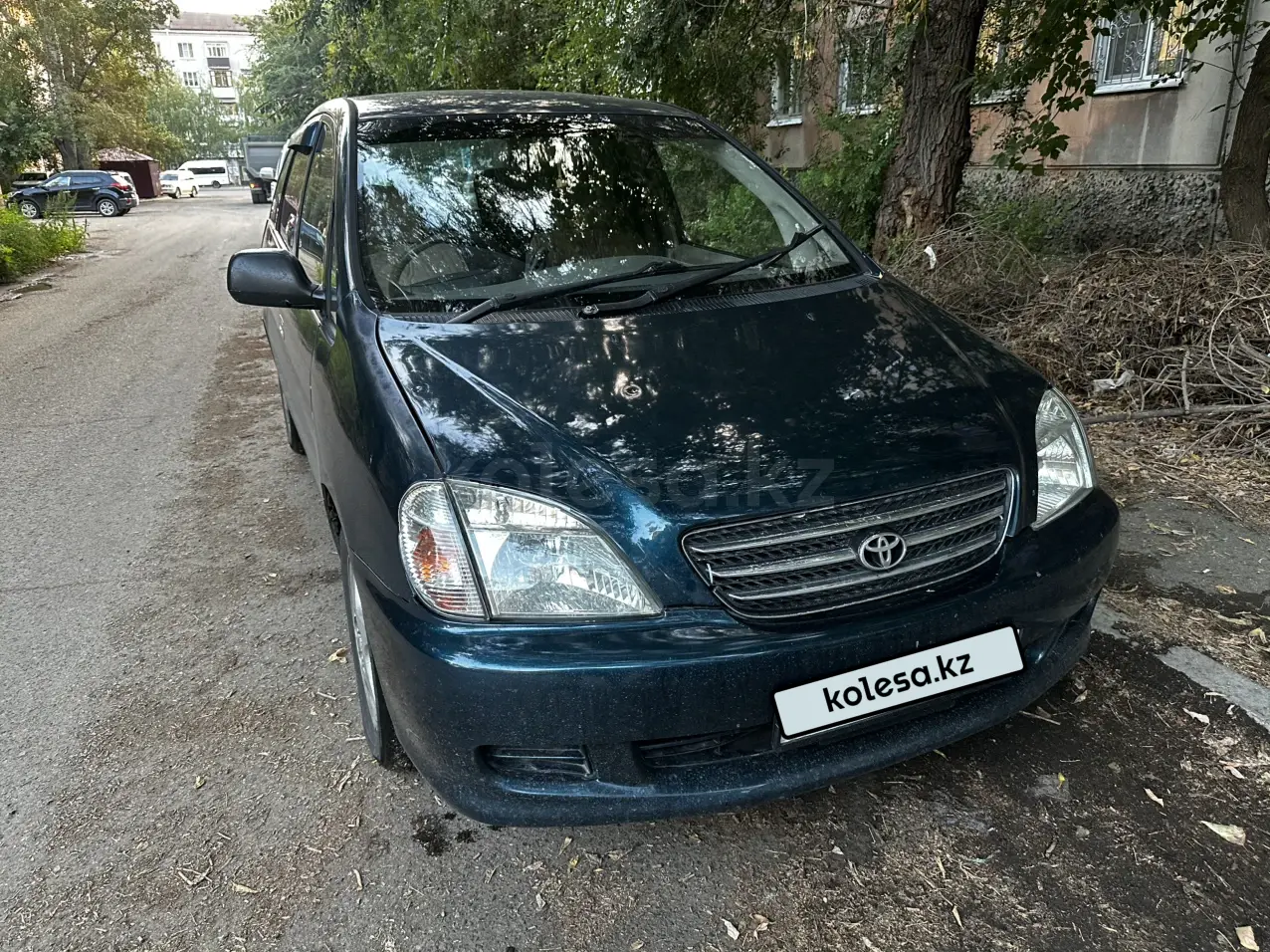 Toyota Nadia, 1998