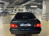 Mercedes-Benz E 200 1995 года за 2 600 000 тг. в Астана – фото 5