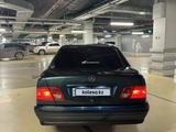 Mercedes-Benz E 200 1995 годаүшін2 500 000 тг. в Астана – фото 5