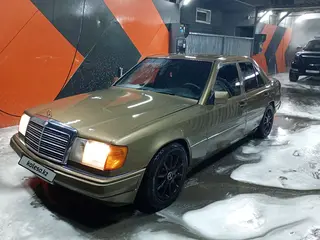 Mercedes-Benz E 260