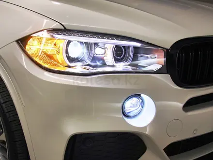 BMW X5 F15 Стекла на Фары/Бмв за 25 000 тг. в Астана – фото 8