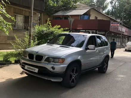 BMW X5 2001 года за 3 200 000 тг. в Алматы – фото 2