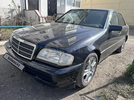 Mercedes-Benz C 200 1994 года за 2 150 000 тг. в Атбасар – фото 3