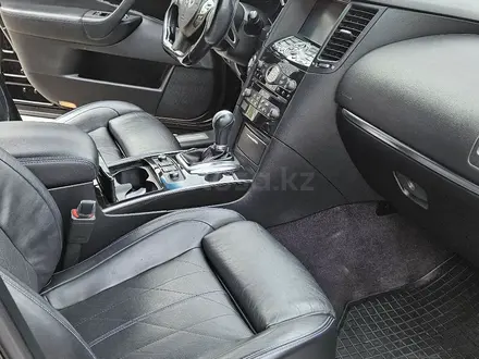 Infiniti QX70 2014 года за 15 000 000 тг. в Алматы – фото 13