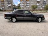 Mercedes-Benz E 230 1992 года за 700 000 тг. в Сатпаев – фото 4